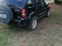 Usata Jeep Cherokee 163 CV (119 kW) 2009 Nero SUV