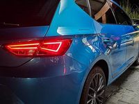 Usata Seat Leon 110 CV (80 kW) 2016 Blu Utilitaria