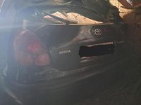 Usata Toyota Corolla 86 CV (63 kW) 1998 Nero Utilitaria
