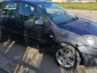 Usata Ford Fiesta 75 CV (55 kW) 2008 Berlina