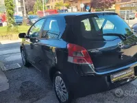 Usata Toyota Yaris Sol 90 CV (66 kW) 2011 Nero Utilitaria