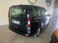 Usata Ford Tourneo 102 CV (75 kW) 2025 Nero Monovolume
