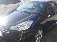 Usata Citroën DS3 Chic 70 CV (51 kW) 2010 Nero Utilitaria
