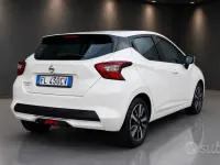 Usata Nissan Micra 71 CV (52 kW) 2017 Beige Utilitaria