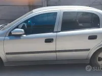 Usata Opel Astra 101 CV (74 kW) 2001 Grigio Berlina