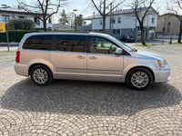 Usata Lancia Voyager 163 CV (119 kW) 2012 Grigio Monovolume