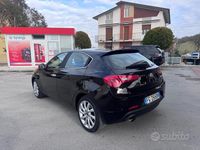 Usata Alfa Romeo Giulietta Business 120 CV (88 kW) 2017 Nero Utilitaria