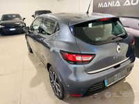 Usata Renault Clio V Intens 90 CV (66 kW) 2020 Grigio Berlina