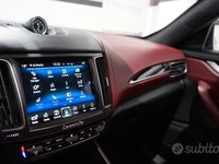 Usata Maserati Levante 275 CV (202 kW) 2016 Grigio SUV