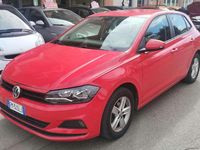 Usata VW Polo Comfortline 65 CV (47 kW) 2017 Rosso Berlina