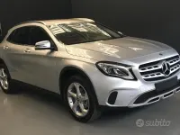 Usata Mercedes GLA200 156 CV (114 kW) 2019 Grigio SUV