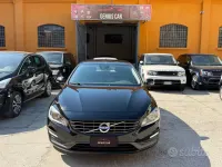 Usata Volvo V60 R-Design Momentum 181 CV (133 kW) 2014 Nero Station wagon