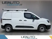 Usata Opel Combo Essentia 100 CV (73 kW) 2022 Monovolume
