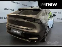 Usata Renault Rafale Techno 199 CV (146 kW) 2024 Grigio SUV
