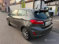 Usata Ford Fiesta 125 CV (91 kW) 2022 Grigio Utilitaria