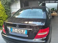 Usata Mercedes C180 120 CV (88 kW) 2013 Nero Berlina