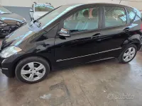 Usata Mercedes A180 Premium 109 CV (80 kW) 2011 Nero Berlina