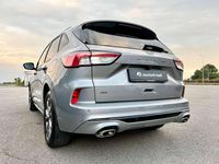 Usata Ford Kuga ST-Line X 150 CV (110 kW) 2021 Solar silver SUV