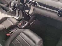 Usata MG ZS Luxury 111 CV (81 kW) 2022 Bianco SUV