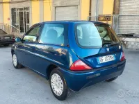 Usata Lancia Ypsilon 60 CV (44 kW) 1999 Bluazzurro Utilitaria