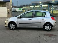 usata Renault Clio anno 2007 gasolio neopatentato 1700