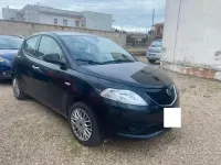 Usata Lancia Ypsilon Platinum 69 CV (50 kW) 2017 Nero Utilitaria