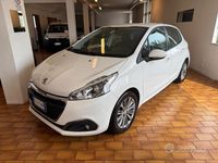 Usata Peugeot 208 82 CV (60 kW) 2016 Bianco Utilitaria