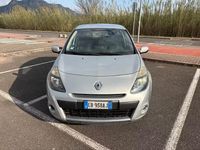 Usata Renault Clio II 72 CV (52 kW) 2010 Argento Berlina