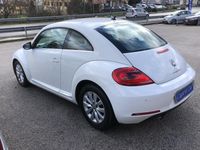 Usata VW Beetle Design 105 CV (77 kW) 2014 Bianco Utilitaria