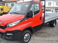 Usata Iveco Daily 130 CV (95 kW) 2016 Rosso Cabrio