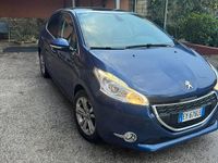 Usata Peugeot 208 92 CV (67 kW) 2015 Blu Utilitaria