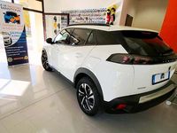 Usata Peugeot 2008 Allure 110 CV (80 kW) 2022 Bianco SUV