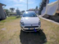 Usata Fiat Punto 69 CV (50 kW) 2015 Bianco Utilitaria