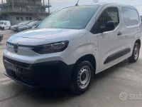 Usata Citroën e-Berlingo 102 CV (75 kW) 2024 Bianco Furgone