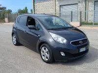 Usata Kia Venga 90 CV (66 kW) 2012 Grigio Utilitaria