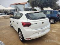 Usata Dacia Sandero Essentiel 91 CV (66 kW) 2021 Bianco Berlina