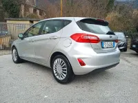 Usata Ford Fiesta 86 CV (63 kW) 2019 Grigio Utilitaria