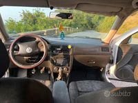 Usata VW Golf IV 90 CV (66 kW) 1997 Bianco Utilitaria
