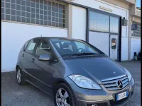 Usata Mercedes A180 Avantgarde 109 CV (80 kW) 2010 Grigio Berlina