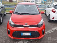 Usata Kia Picanto Urban 66 CV (48 kW) 2021 Rosso Utilitaria