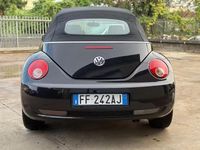 Usata VW New Beetle 101 CV (74 kW) 2010 Nero Utilitaria