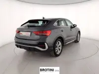 Usata Audi Q3 Sportback S-Line 150 CV (110 kW) 2020 Grigio metallizzato SUV