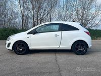 Usata Opel Corsa 85 CV (62 kW) 2012 Bianco Utilitaria
