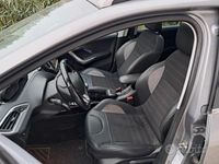 Usata Peugeot 2008 Allure 131 CV (96 kW) 2016 Grigio SUV
