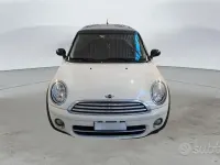 Usata Mini Cooper D 112 CV (82 kW) 2011 Bianco Utilitaria