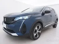 Usata Peugeot 5008 Allure 131 CV (96 kW) 2022 Bluazzurro SUV