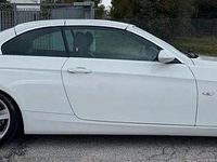 Usata BMW 320 177 CV (130 kW) 2009 Bianco Cabrio