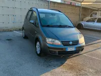 Usata Fiat Idea 69 CV (50 kW) 2004 Grigio Monovolume