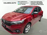 Usata Dacia Sandero Essentiel 65 CV (47 kW) 2022 Rosso Berlina