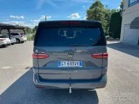 Usata VW Multivan 150 CV (110 kW) 2025 Pure gray Monovolume